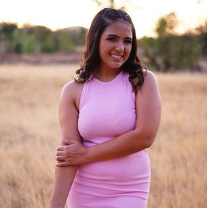 Meet your Posher, Alyssa